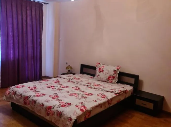 شقة Luxury Apartment. луксозен апартамент. Musi *